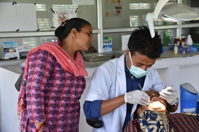 Watching the Dentist, Ratnanagar