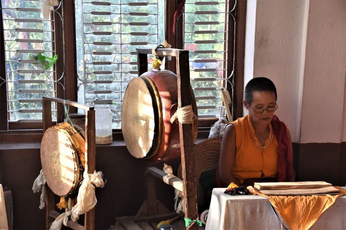 buddhist_monk-_ratnanagar.jpg