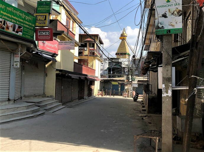 Bhouda in Kathmandu, Touristenfrei im Lockdown